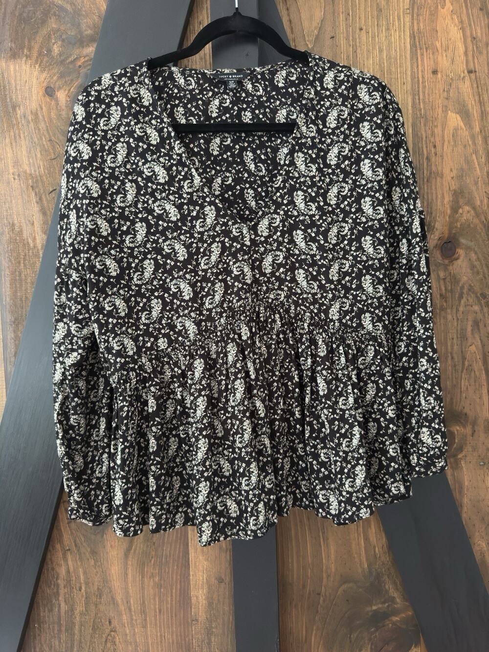 Lucky Brand Women's Long Sleeve Floral Print Smocked V-Neck Boho Blouse Size S